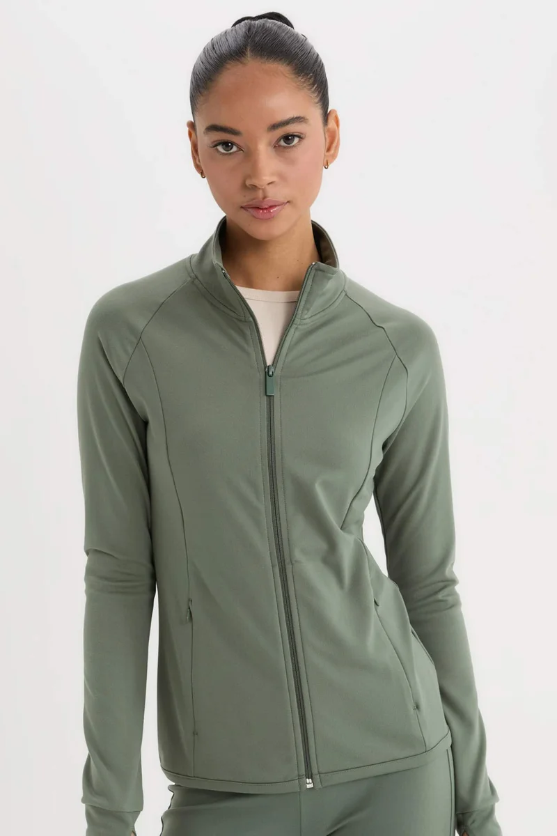 ديفاكتو DeFactoFit Fitted Stand Collar Zippered Sports Cardigan