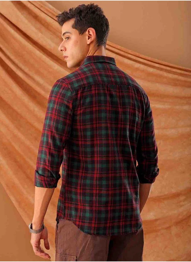 شركة المرآب الهندية Men Slim Fit Checkered Full Sleeves Cutaway Collar Casual Shirt