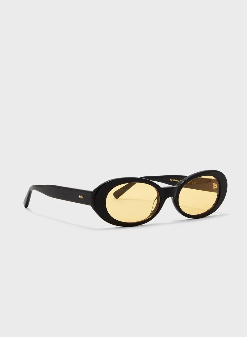 MESSYWEEKEND Kurt Shape Sunglasses