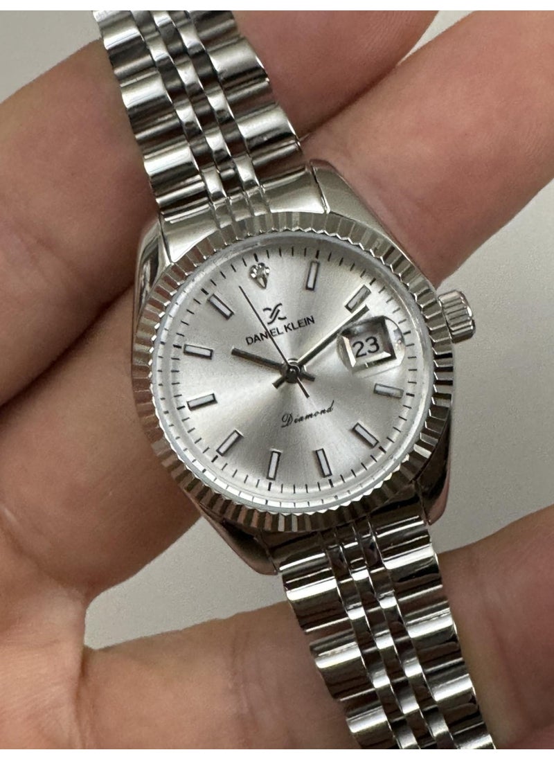 DANIEL KLEIN Diamond Special Diamond Series Silver Color DKE.1.10742 Certified Women's Wristwatch 