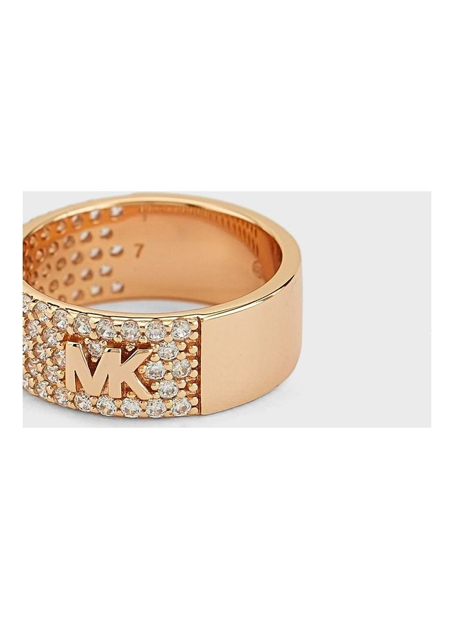 مايكل كورس خاتم مفصل بشعار Mk للنساء - Image 3