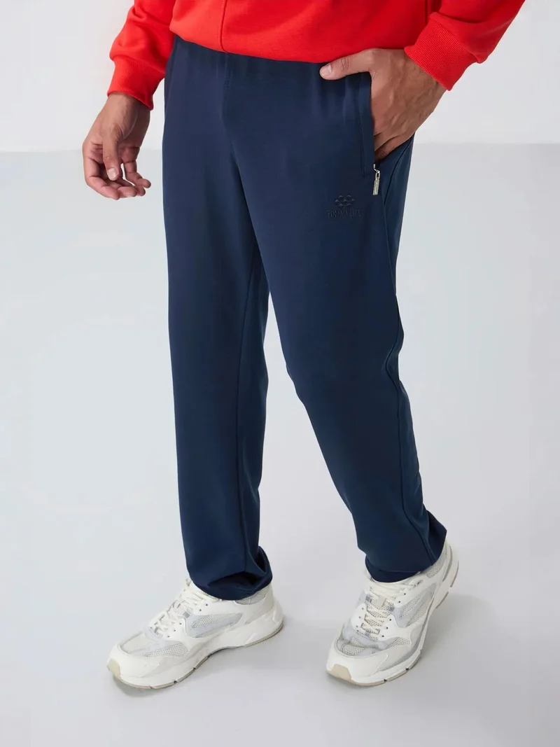تومي لايف TOMMY Men's Slim-fit Straight-leg Sweatpants