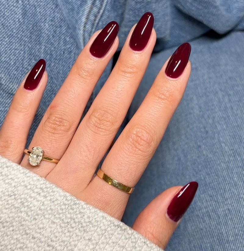 DAISY DND DND Gel Polish Set, Brown Collection, UV/LED Gel Polish and Air Dry Nail Lacquer, Matching Chip-Free Polish Duo, 751 Cherry Mocha, 0.5 Fl Oz - Image 2