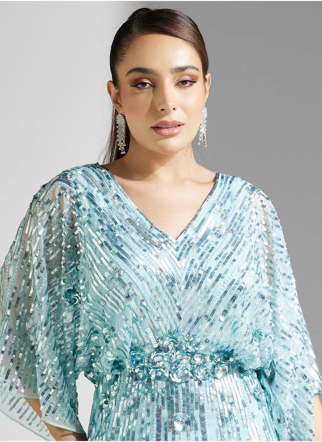 اميليا روز فستان مزخرف برقبة على شكل حرف V  - Image 3