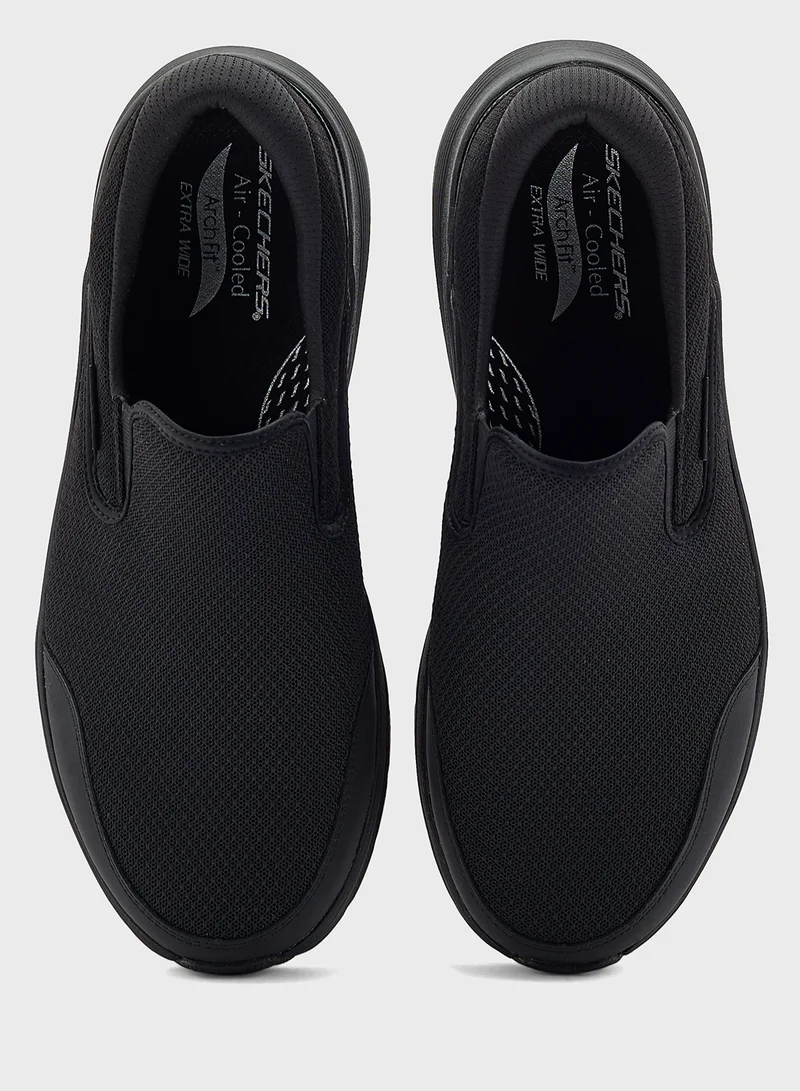 SKECHERS ARCH FIT 2.0