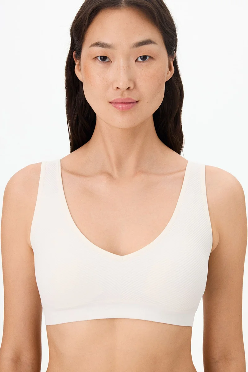 بنتي PENTI Removable Padded Seamless Bralette