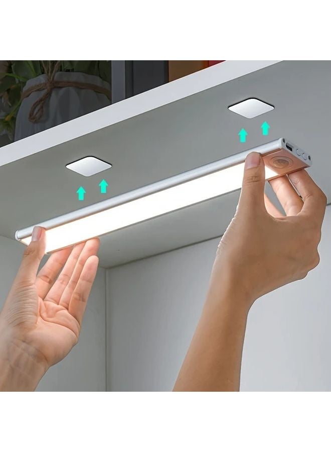 11.81 بوصة شريط إضاءة قابل لإعادة الشحن قابل للتعديل بثلاثة ألوان مع حساس حركة للخزانة، خزانة الكتب، المطبخ، غرفة النوم - Image 2