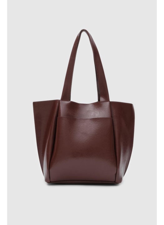Cap Hazelnut Shell Shoulder Bag