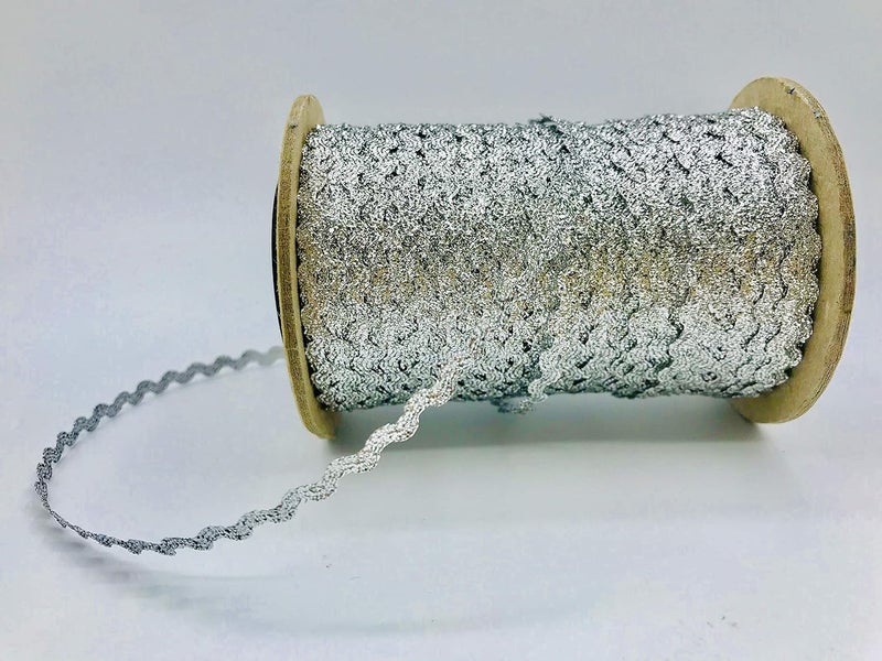 TrimPlace 3/16" Metallic RIC Rac - 24 Yards (Silver) - Image 1