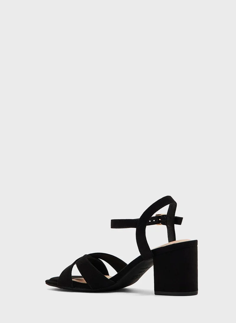 NEW LOOK Wf S Zaffina Multi Strap Sandals