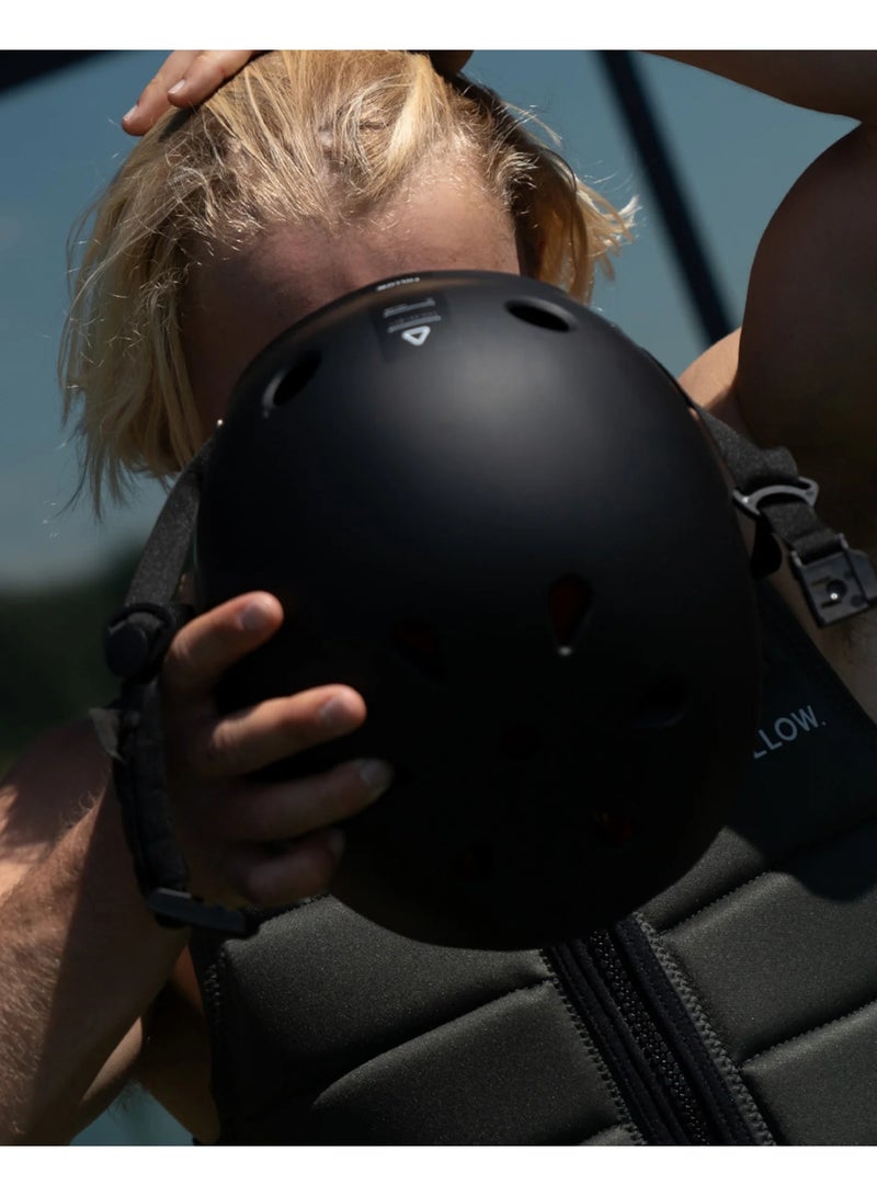 follow PRO HELMET - MATTE BLACK - Image 4