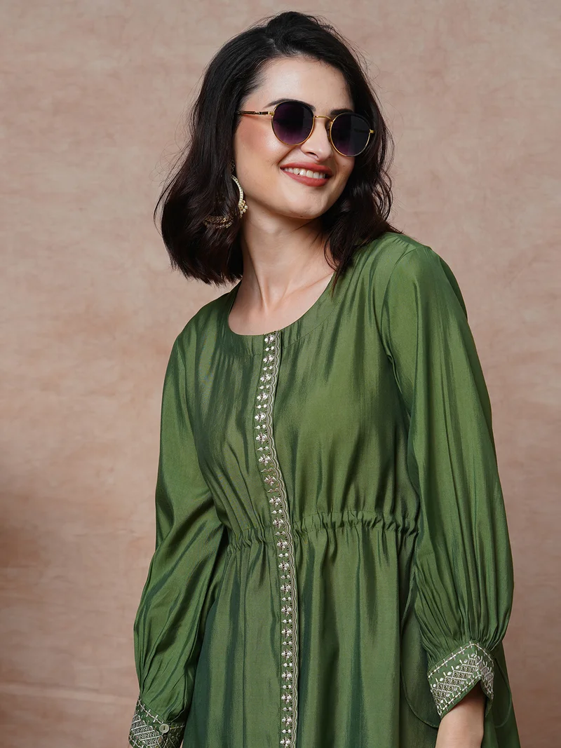 globus Women Green Cuffed Sleeves Tunic With Trousers