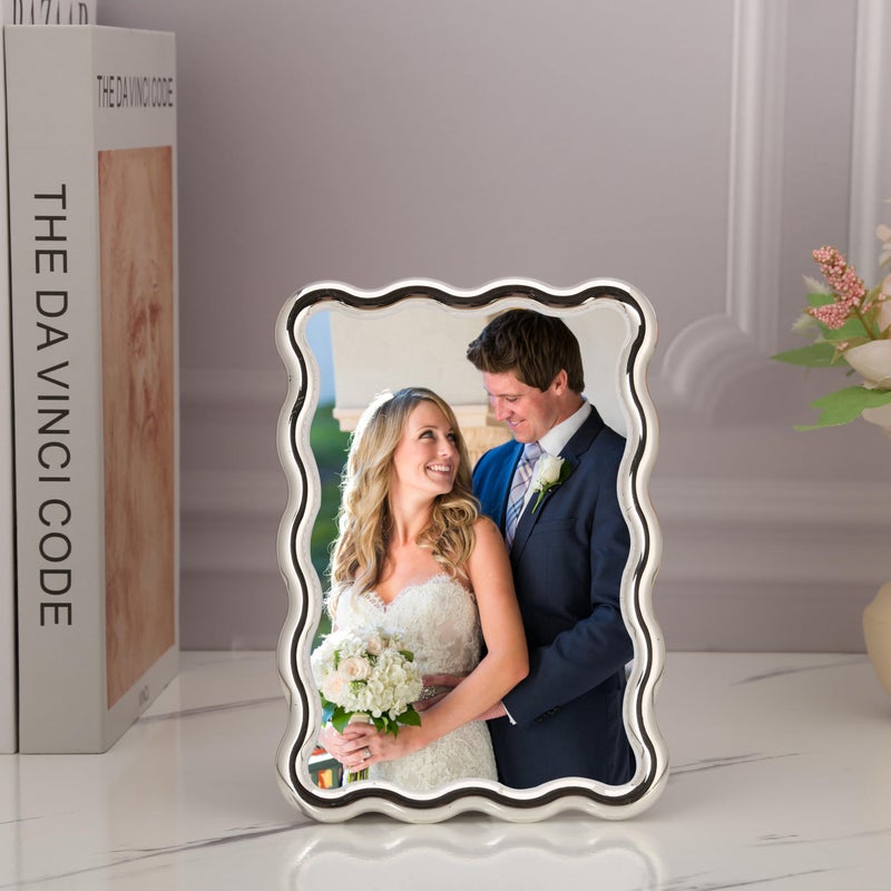GorYeeFine 4x6'' Silver Heavy Duty Photo Frame,Wave Design High-End Zinc Alloy Picture Frames 6x4'',Fashionable Style frame with Velvet Back for Desktop and Wall Hanging. - Image 2