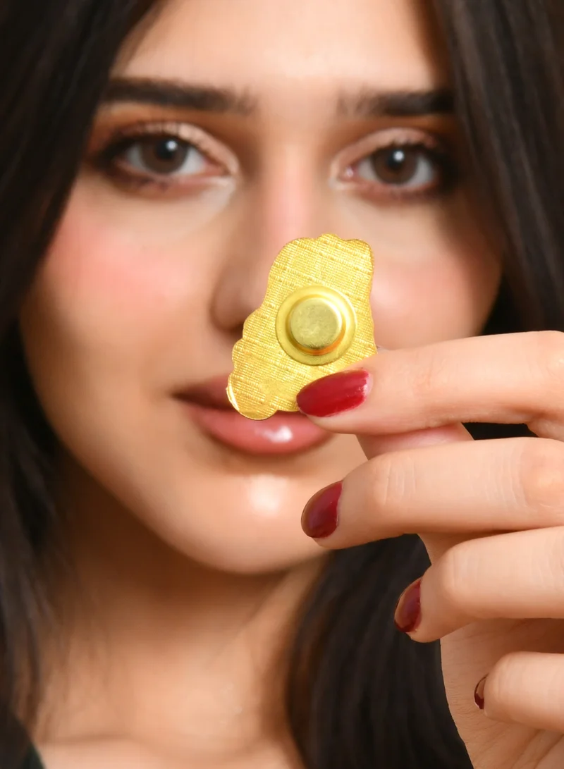 HAWRAA ABAYA We dream and achieve green and gold brooch - Saudi National Day design