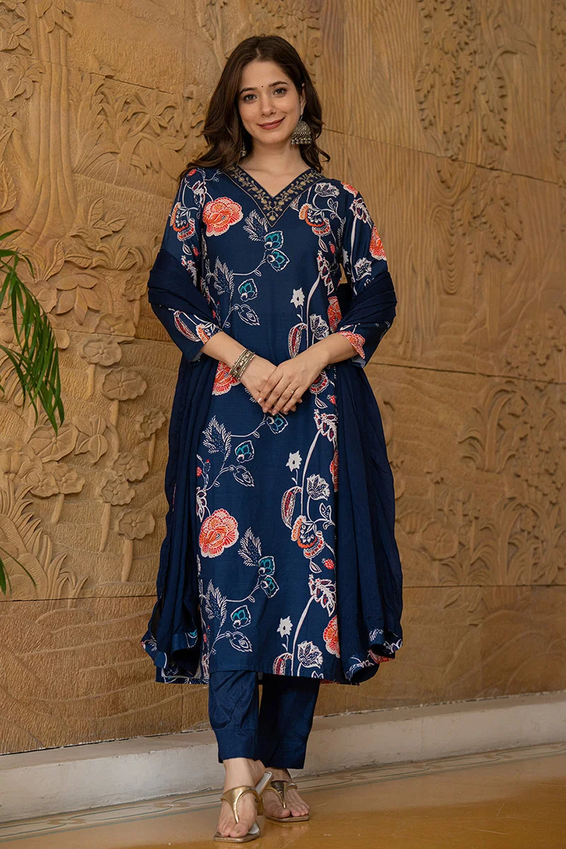 ZERESOUQ Blue Rayon Blend Floral Printed Straight Kurta Set