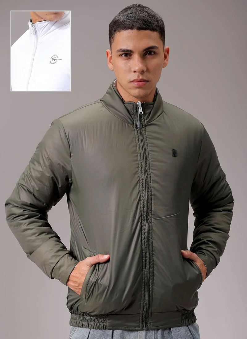 ذا انديان كراج كو Men Slim Fit Solid Reversible Puffer Jackets