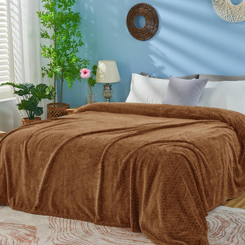 inhand Chocolate Brown Fleece Throw Blanket for Couch, Super Soft Flannel Blanket, Lightweight Fuzzy Blankets Sofa Bed Office, Washable Cozy Plush Fleece Blankets&Throw for All Season(50x60 Inches) - Image 4