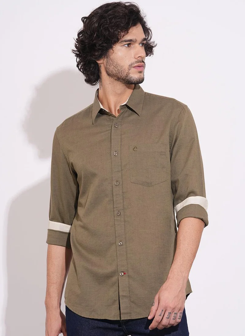 Being Human Men Slim Fit Solid Spread Collar Casual Shirt