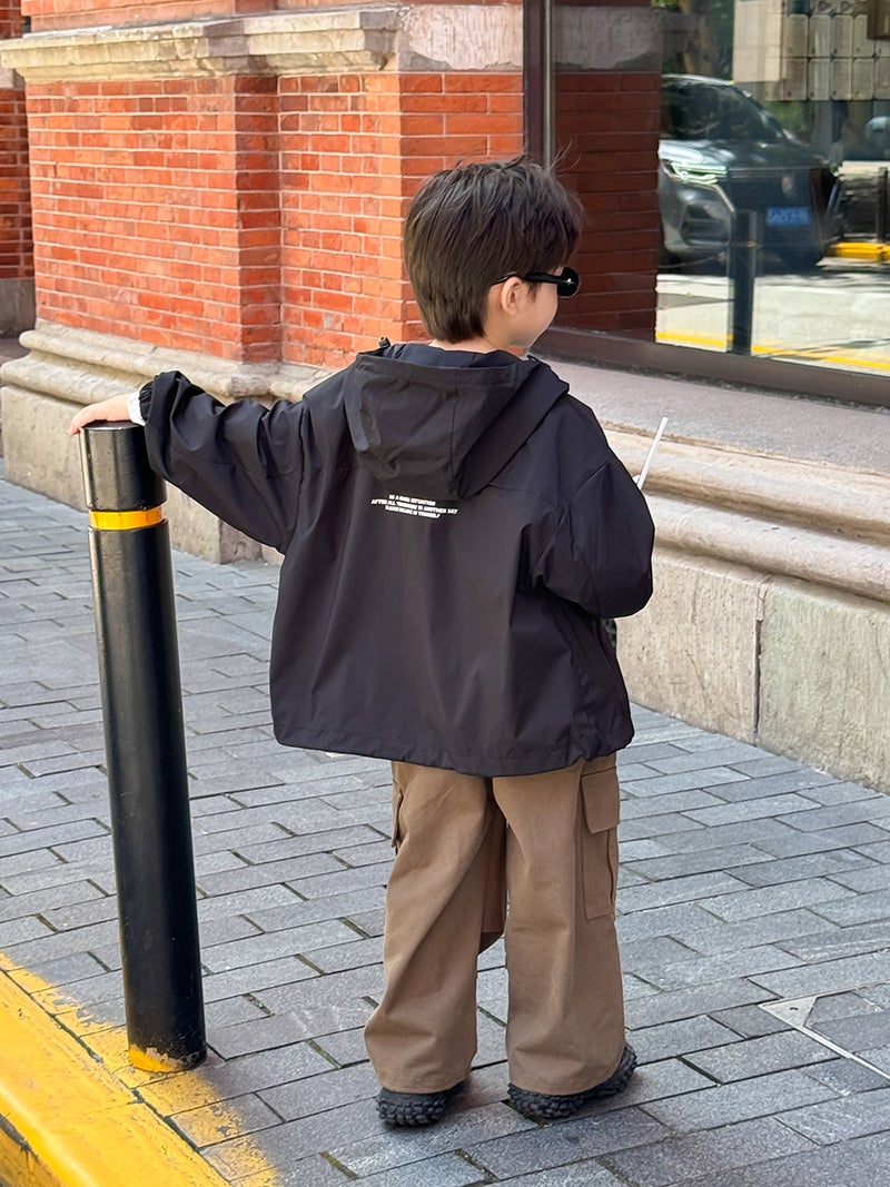 Aimo Beibei Children''s Letter Jacket 2025 Autumn Small, Medium and Large Boys and Girls Outdoor Waterproof and Windproof Hooded Jacket - Image 5