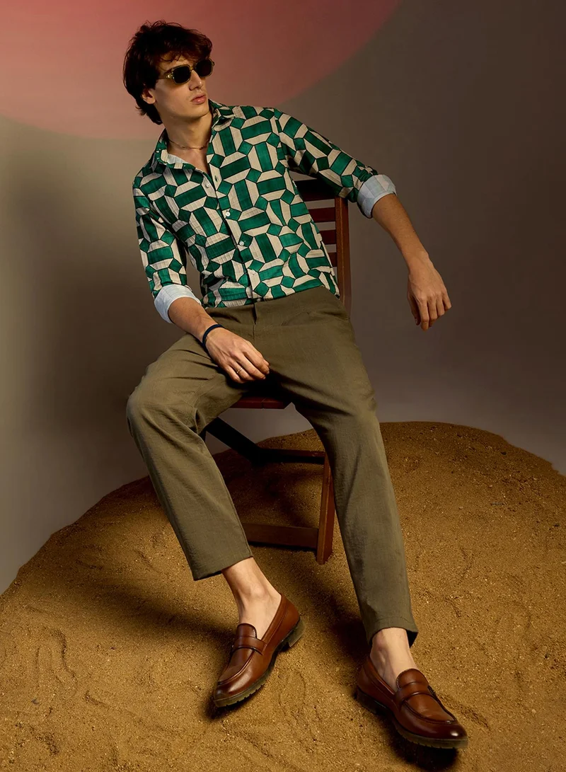Campus Sutra Men's Emerald Green & Ivory White Contrast Block Shirt