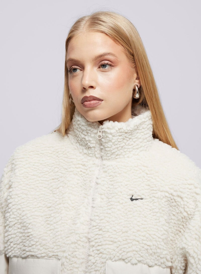 نايكي جاكيت نيو سيزون إسنشال كوزي - Image 3