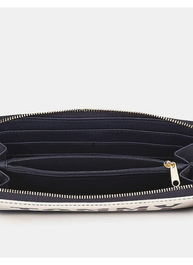 Tommy Hilfiger Plus Tommy Hilfiger Women's Zip Wallet  - Image 4