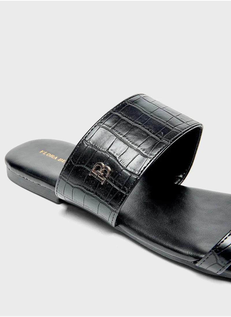 شو اكسبرس Multi Strap Flat Sandals