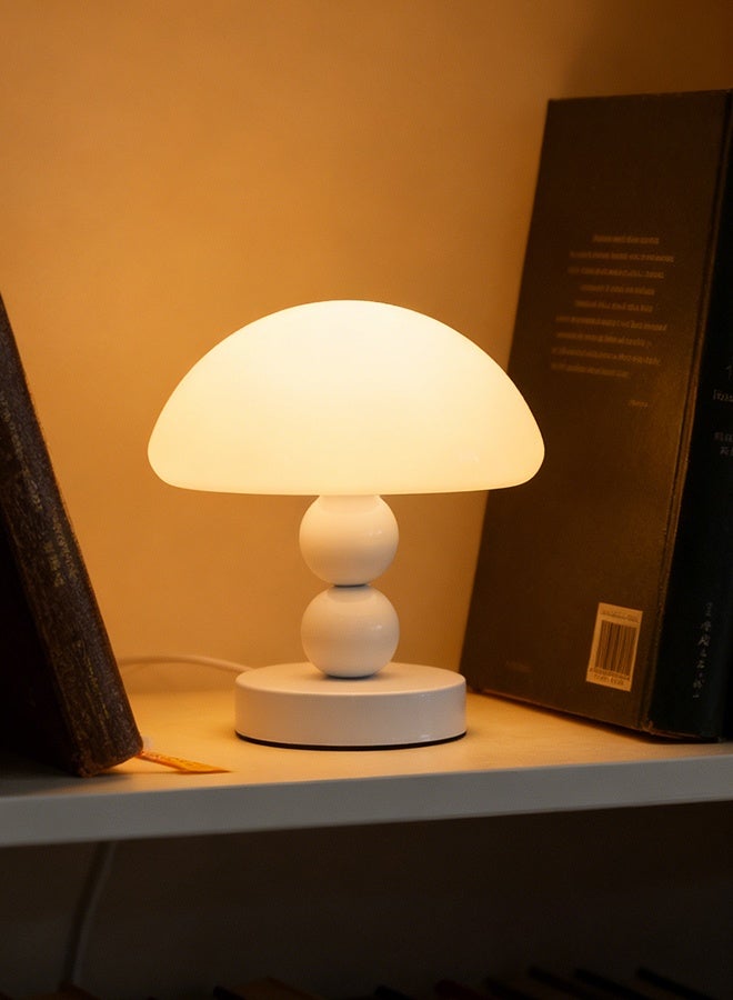 فطر لطيف مصباح طاولة بيضاء، 22 سم مصباح صغير بجانب السرير مع ضوء مكتب دافئ ناعم، مصباح مكتب Minimalist الحديث ديكور غرفة المعيشة غرفة النوم - Image 5