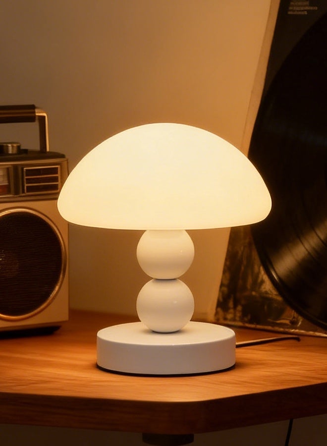 فطر لطيف مصباح طاولة بيضاء، 22 سم مصباح صغير بجانب السرير مع ضوء مكتب دافئ ناعم، مصباح مكتب Minimalist الحديث ديكور غرفة المعيشة غرفة النوم - Image 1