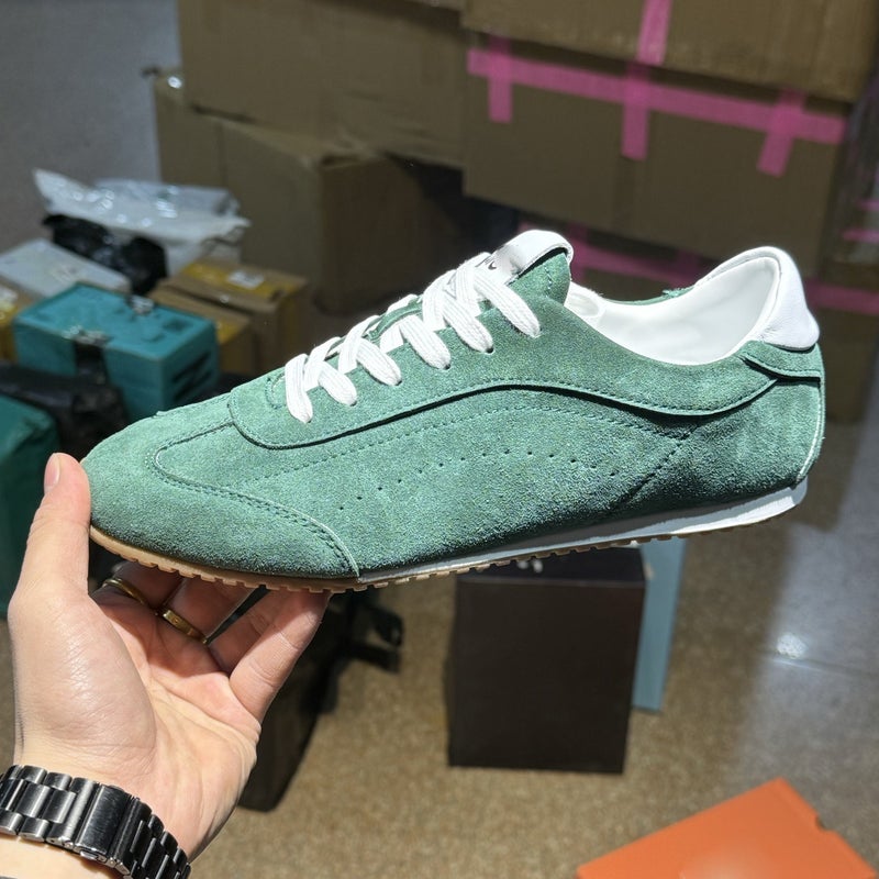 Qi Ta Al Jiso Suede Flat Casual Shoes for Men and Women - Lightweight Breathable Retro Sneakers - Image 1