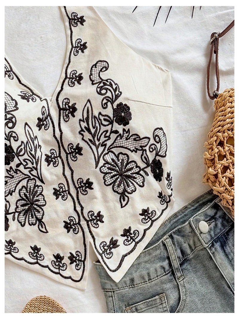 OYOANGLE Women's Floral Boho Summer Halter Crop Tops Embroidery Vacation Tank Top Tie Backless Vintage Going Out Tops Khaki Small - Image 5