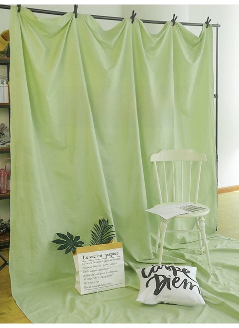 Premium Photography Backdrops INS Style in Black and WhiteApple Green 2x 2.4 m is suitable for shooting half-body and children to send 4 non-marking nail clips. Apple Green 2x 2.4 m is suitable for shooting half-body and children to send 4 non-marking nail clips.
