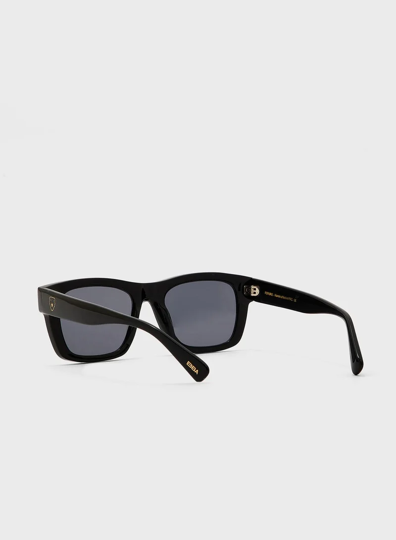 MESSYWEEKEND Future Shape Sunglasses