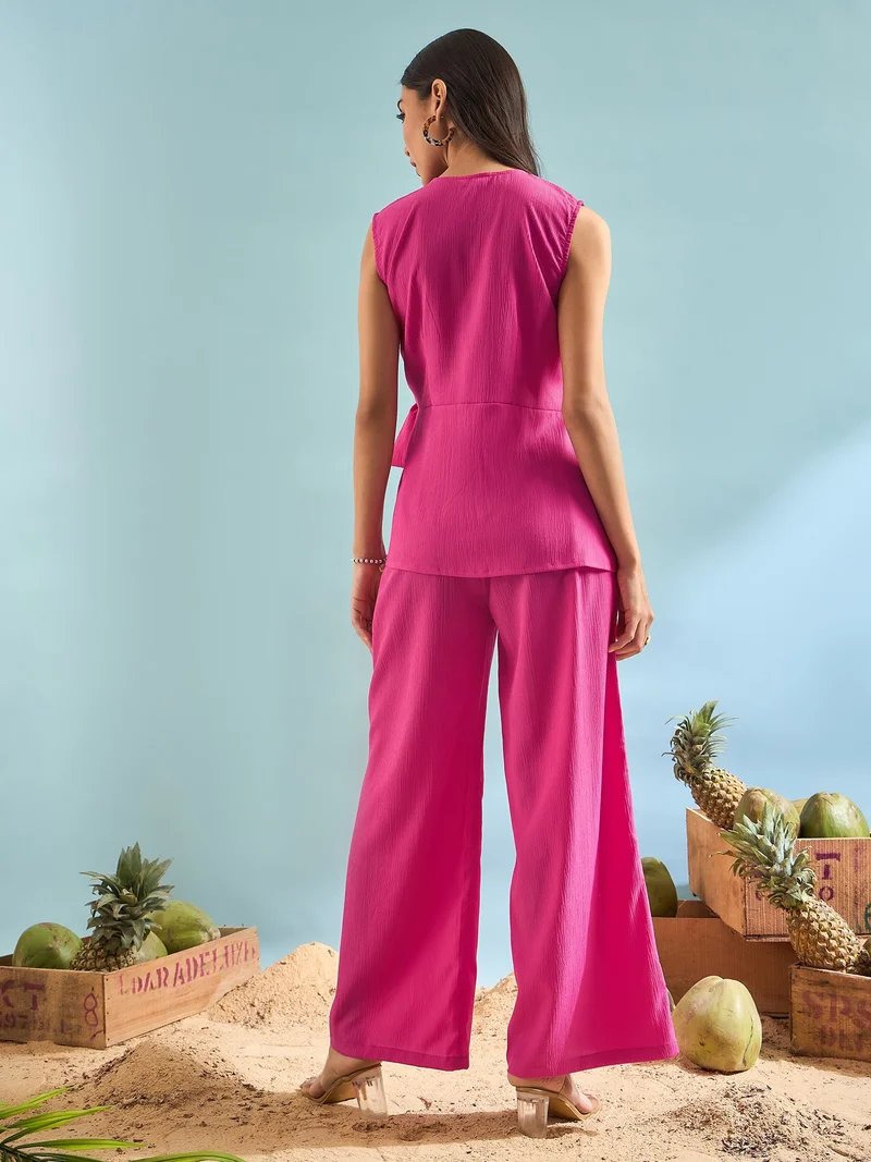 بانيت طقم متناسق (Co-ord Set) من السيرساكر (Seersucker) - وردي