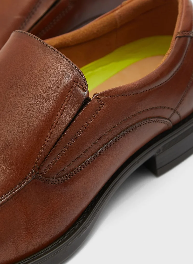 Florsheim Midtown Slip Ons Casual Shoe