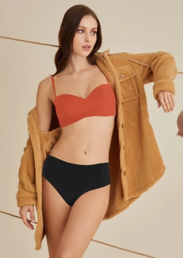 ان بي بي Black 3-Piece Laser High Waist Panties