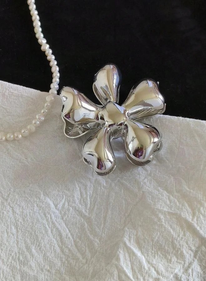 تايك تو Textured Flower Hair Clip