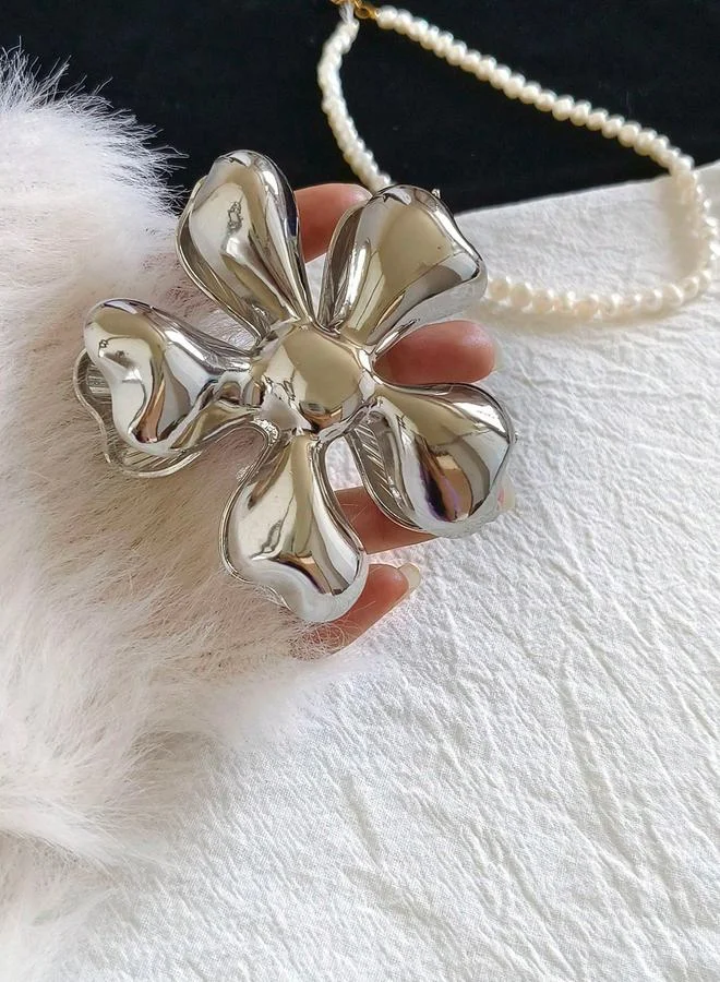 تايك تو Textured Flower Hair Clip