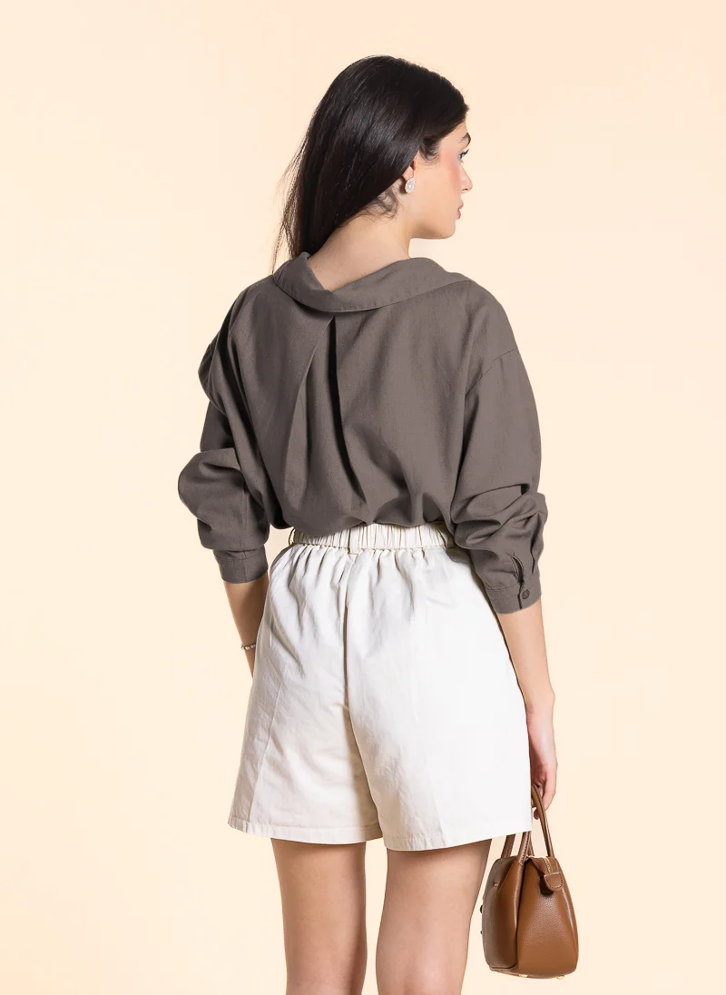 SHAPES DETAILED EMBROIDERED COMFORT SHIRT