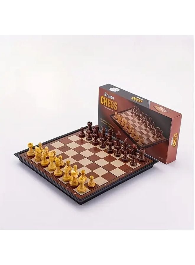 مجموعة شطرنج متوسطة محمولة قابلة للطي مع صندوق هدايا فاخر هدية عيد الميلاد المثالية - Image 1