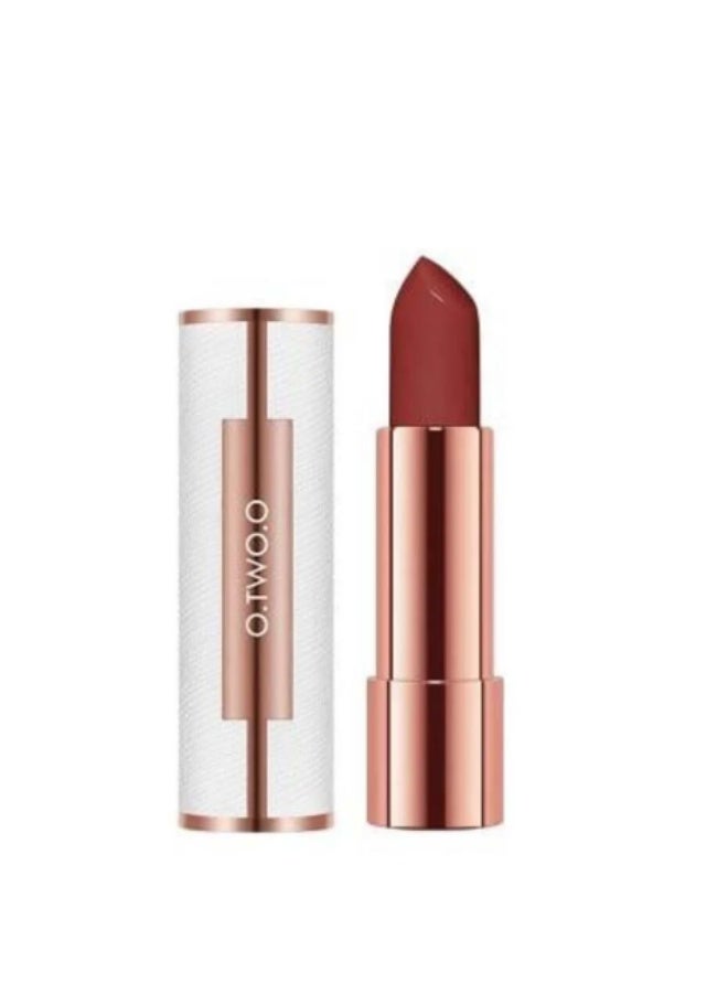 O.TWO.O Soft-touch matte lipstick - Shade 10 Burgundy - 4 grams - Image 1