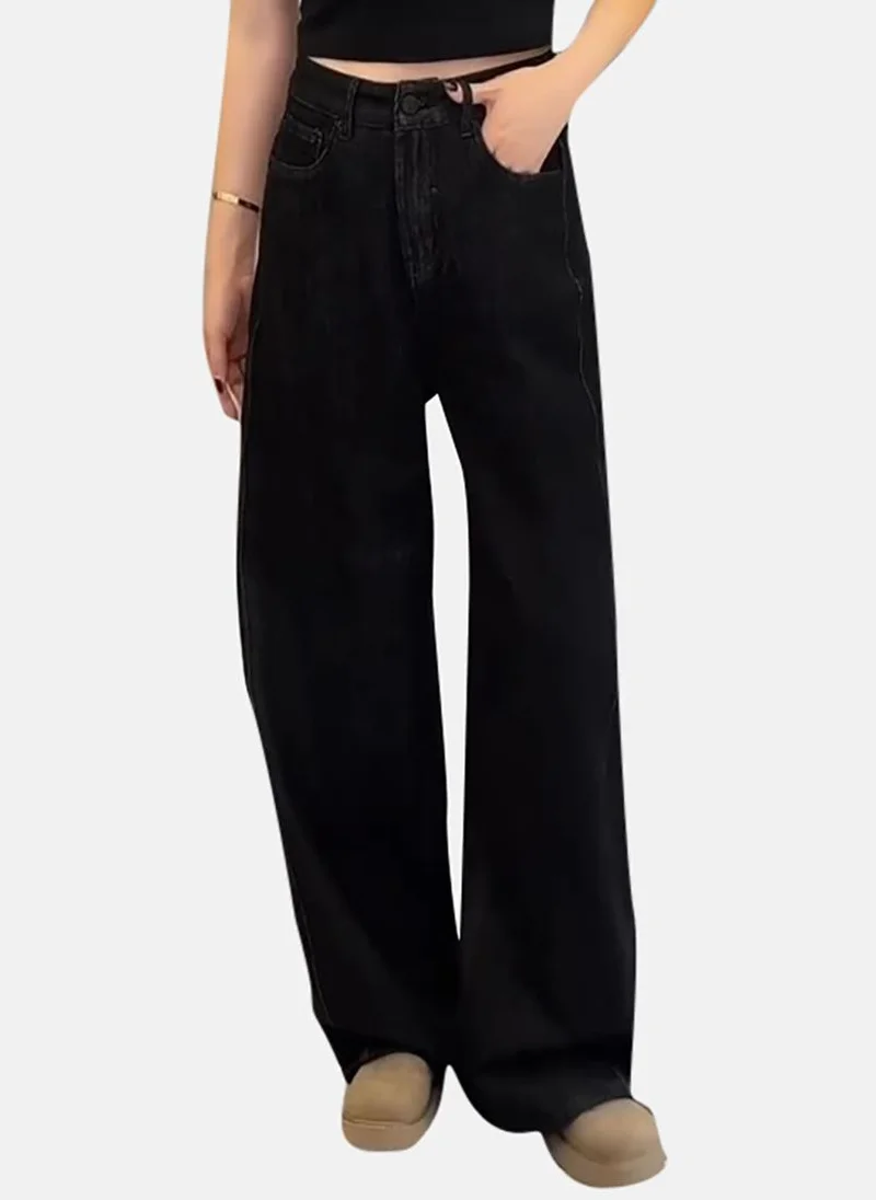 YUNIQEE Black Solid High Rise Relaxed Bootcut & Flared Jeans