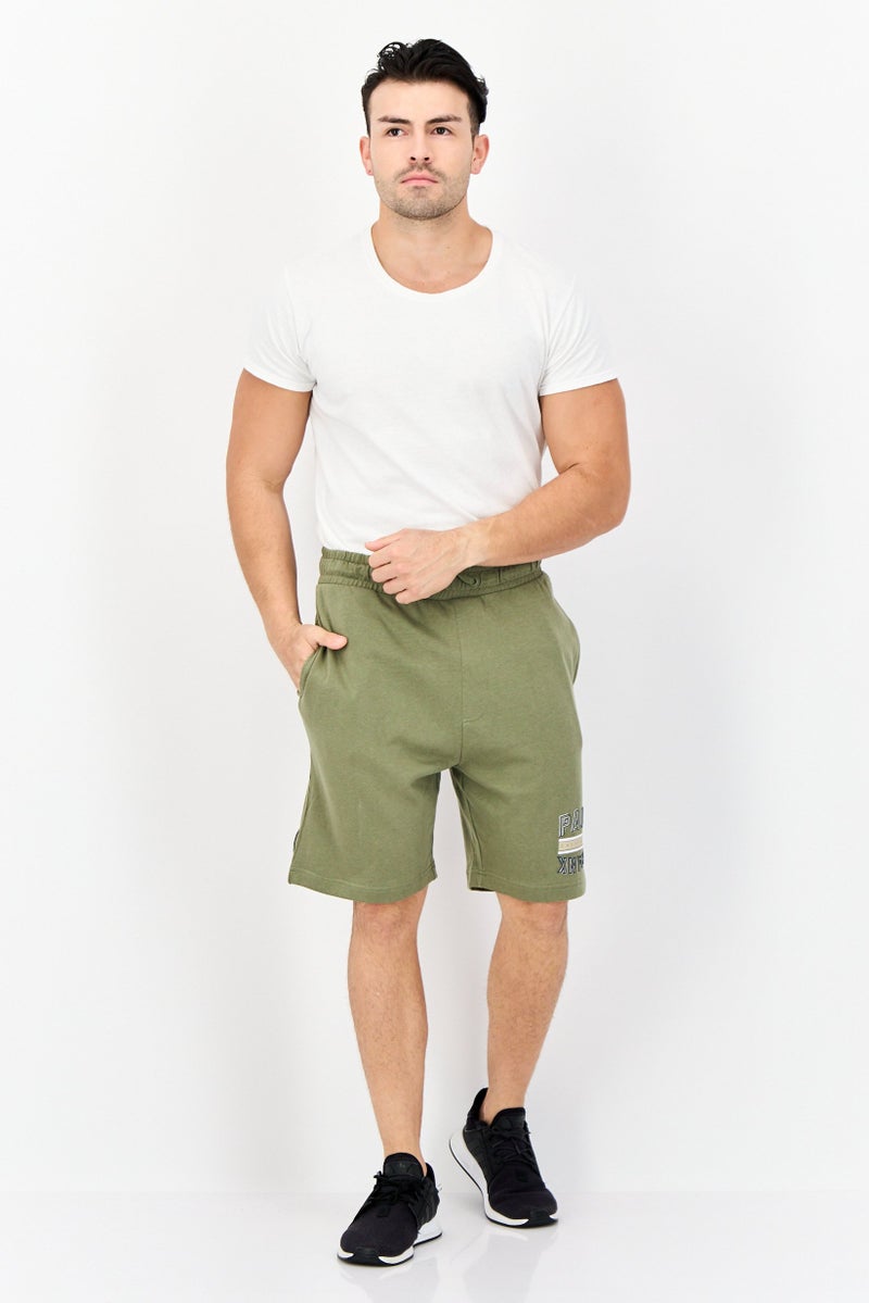 Paul Frank Men Graphic Print Basic Shorts, Green - Image 2