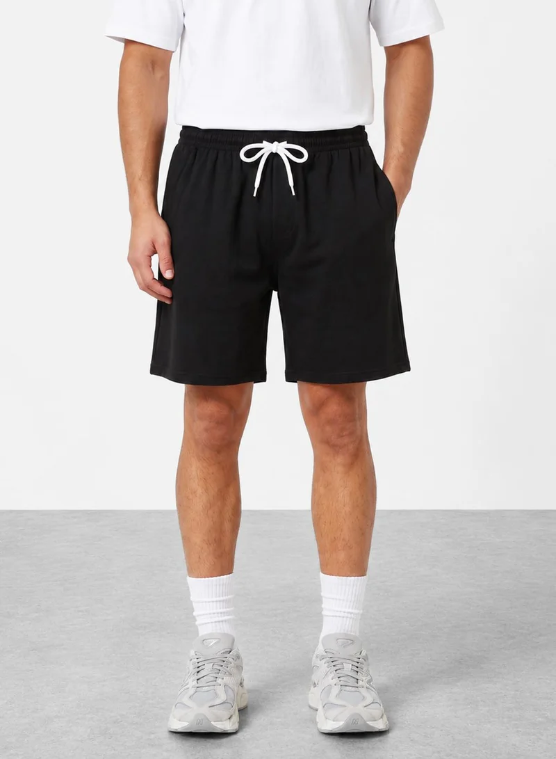 Seventy Five Basics Regular Fit Pocket Shorts Contrast Drawcord