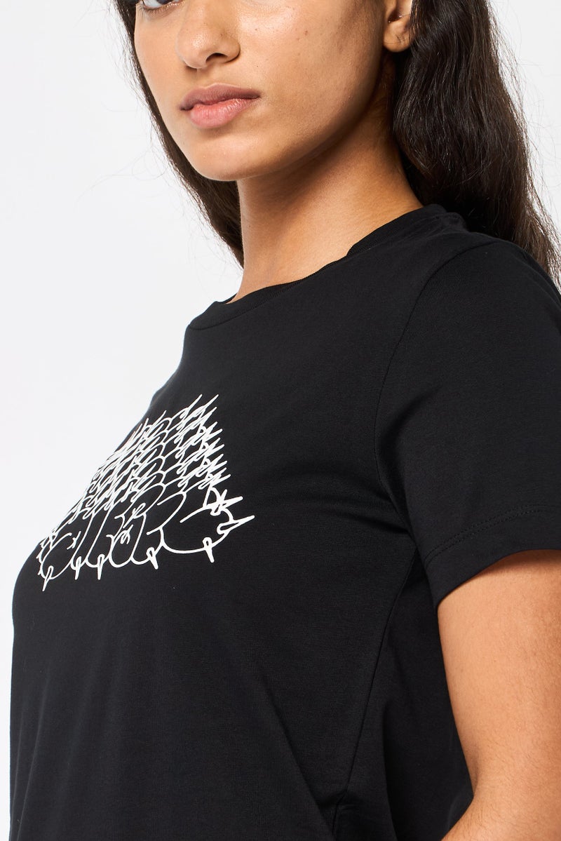 DIESEL تي شيرت نسائي بأكمام قصيرة وياقة دائرية، مطبوع برسومات، أسود - Image 3