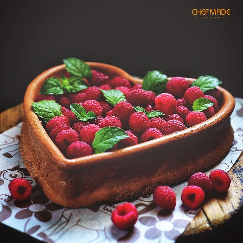 CHEFMADE HeartShaped Cake Pan 8Inch NonStick Food Bowl Bakeware for Oven Baking Champagne Gold - Image 3