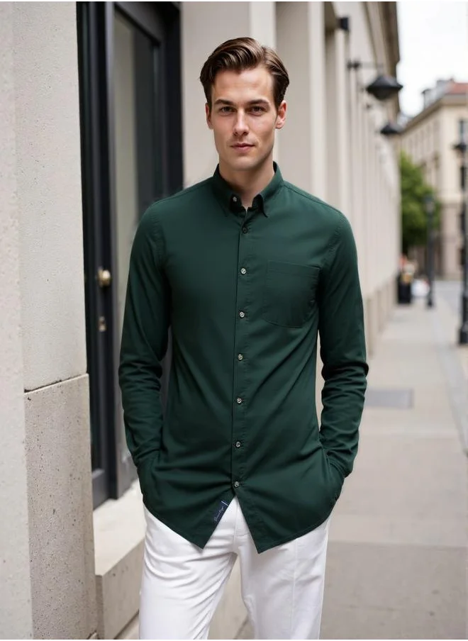 دينيس لينغو Men's Bottle Green Cotton Blend Solid Button Down Regular Fit Shirt