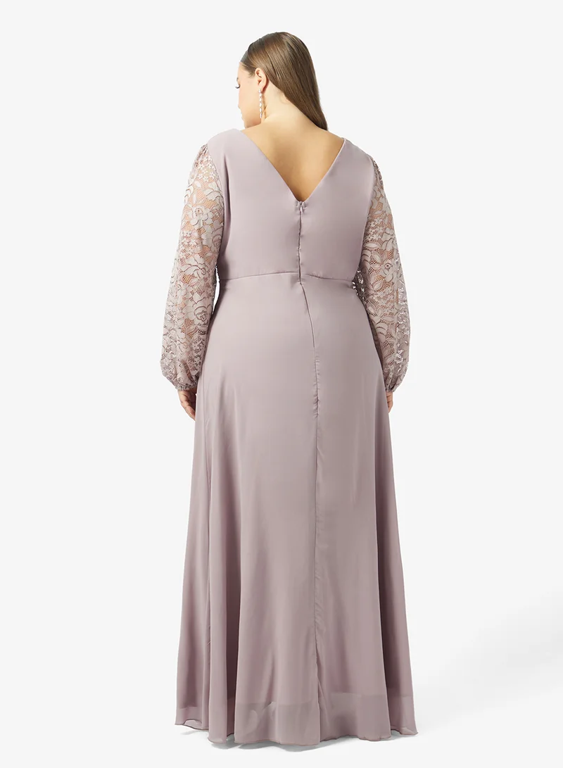 ايلا بلس فستان مقاس كبير بتصميم - وأكمام دانتيل