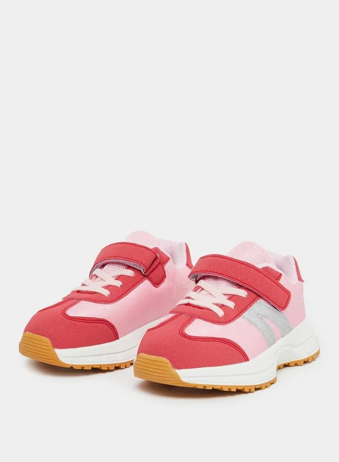 ستايلي اكتيف ستيلي سنيكرز بألواح وإغلاق بشريط لاصق