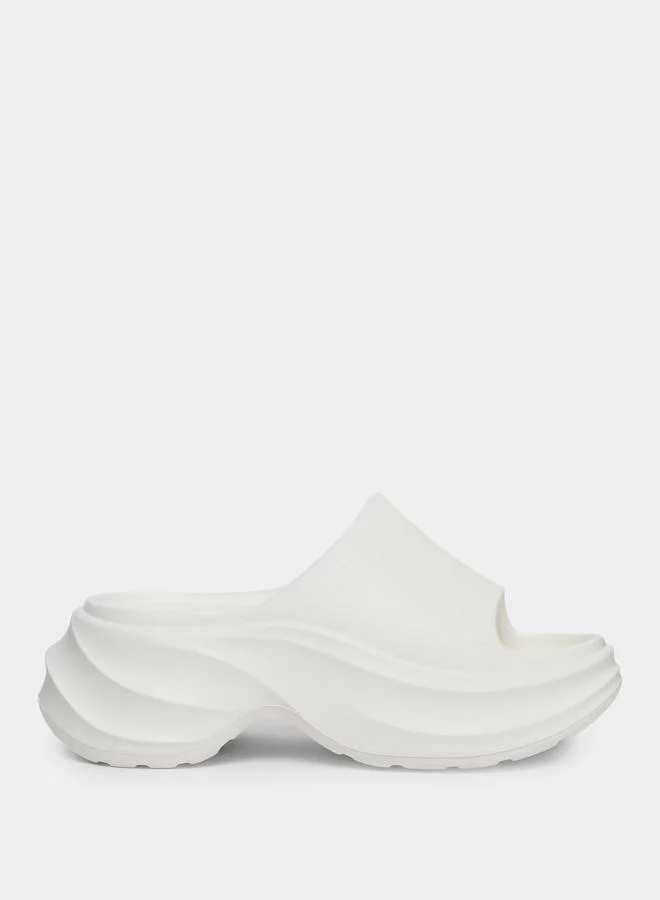 ستايلي Styli Wedge Heeled Slip-on Flip Flop